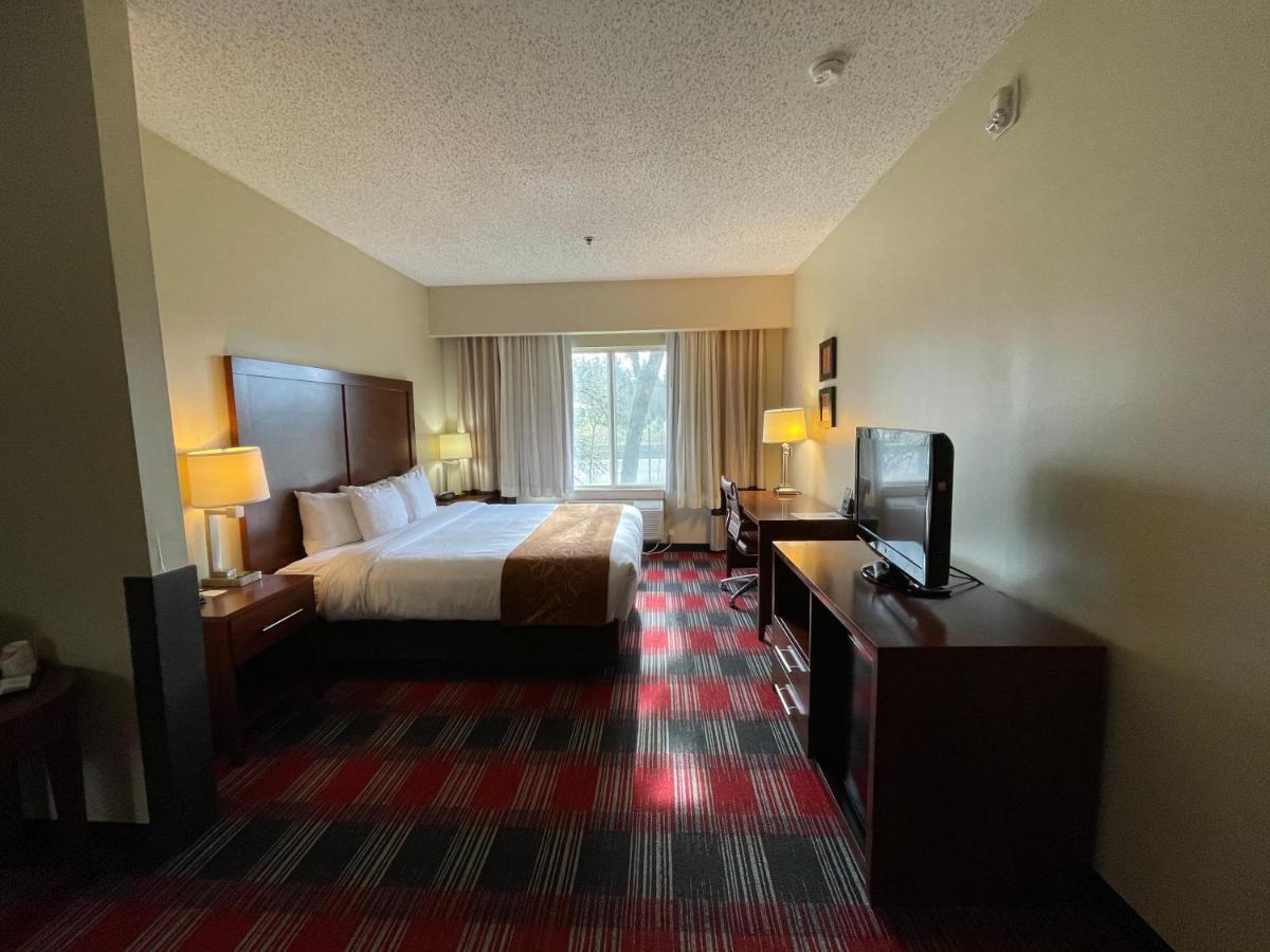 Comfort Suites Near Vancouver Mall Εξωτερικό φωτογραφία