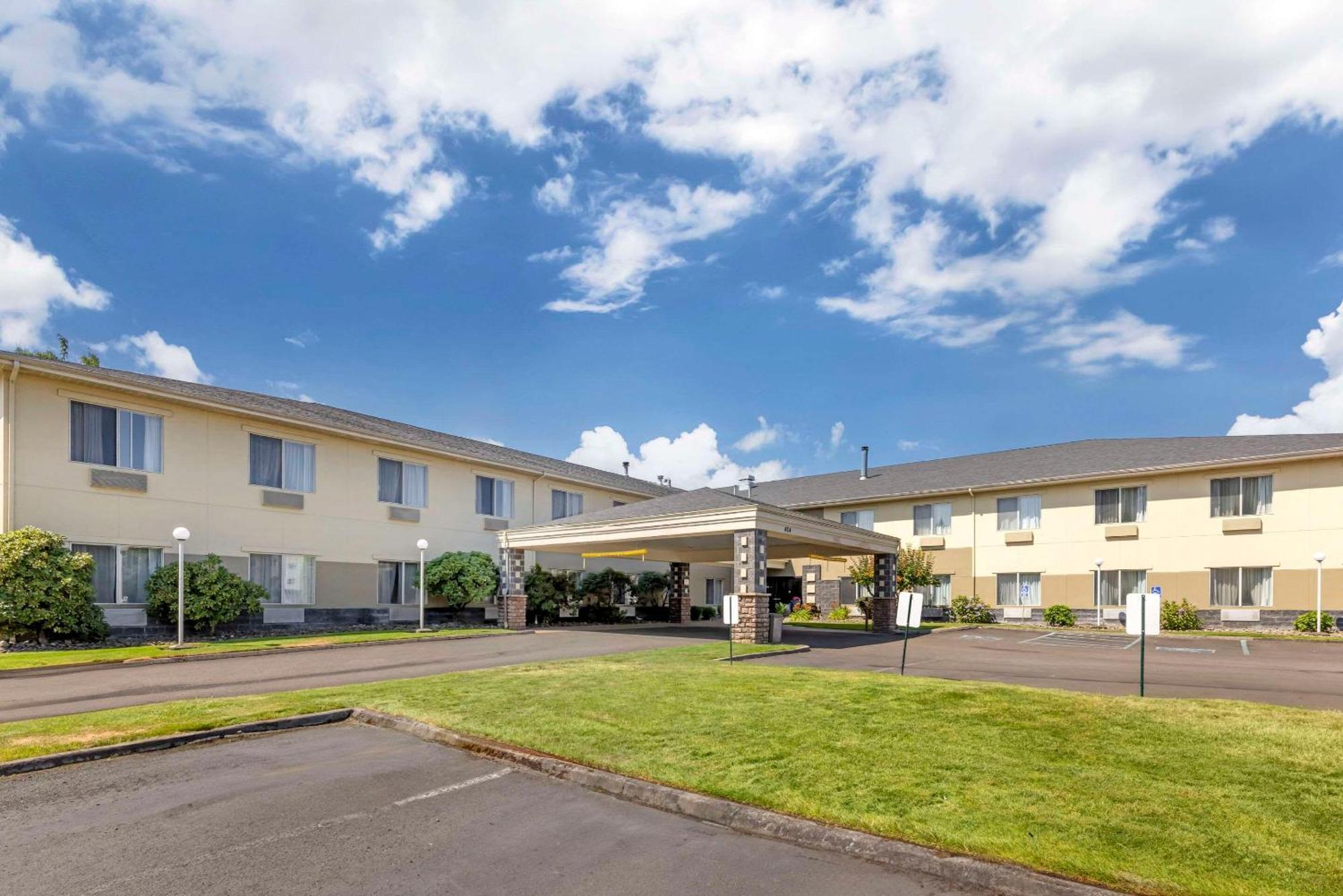 Comfort Suites Near Vancouver Mall Εξωτερικό φωτογραφία