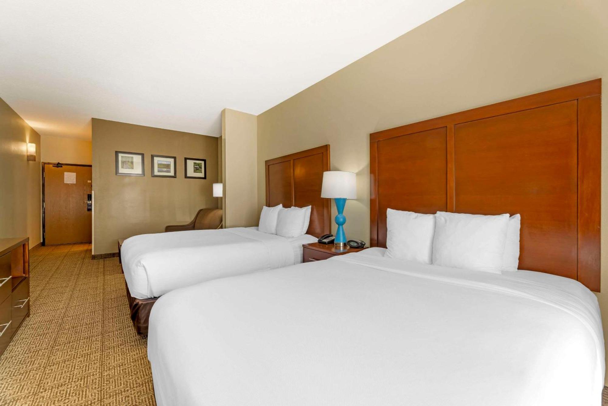 Comfort Suites Near Vancouver Mall Εξωτερικό φωτογραφία