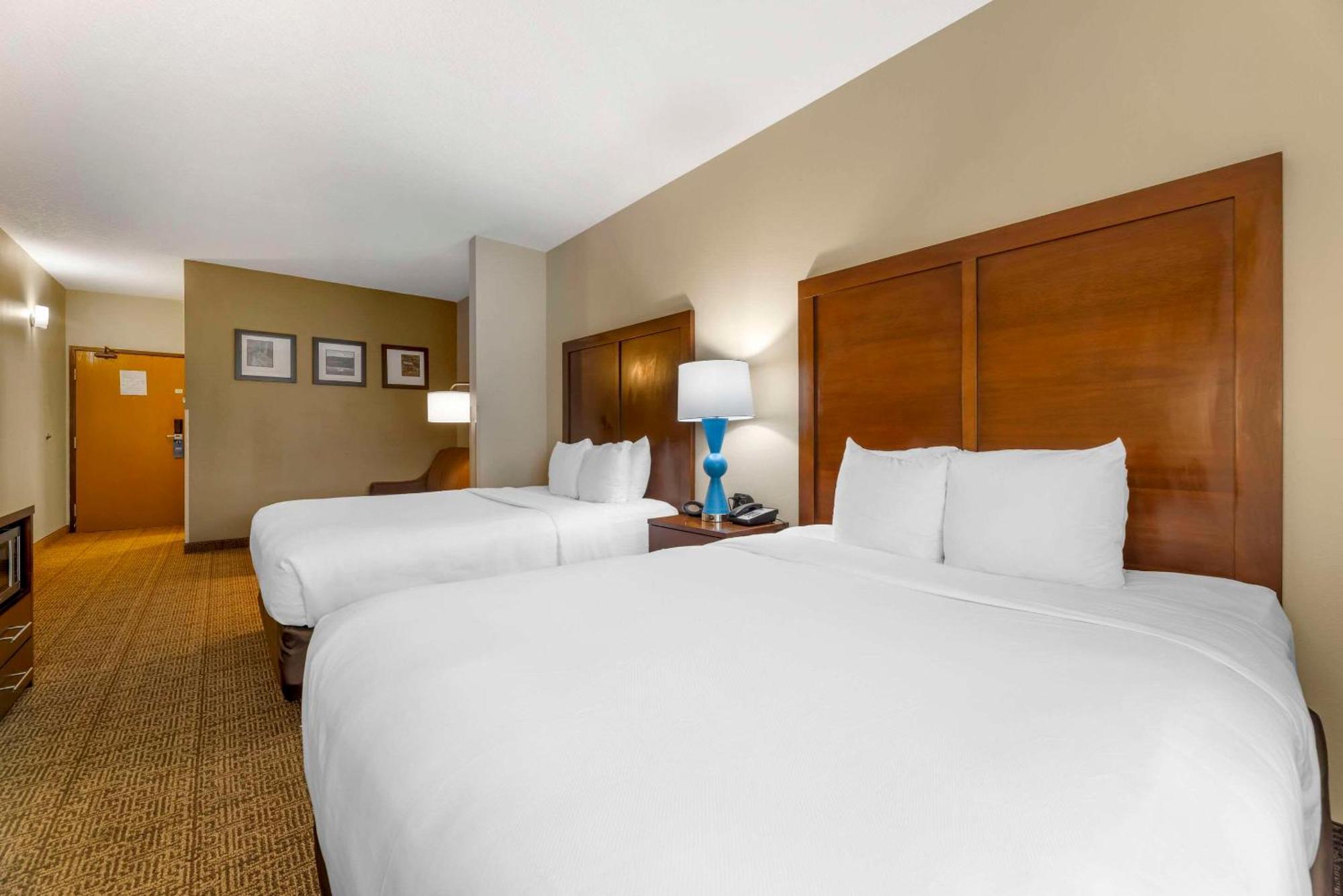 Comfort Suites Near Vancouver Mall Εξωτερικό φωτογραφία